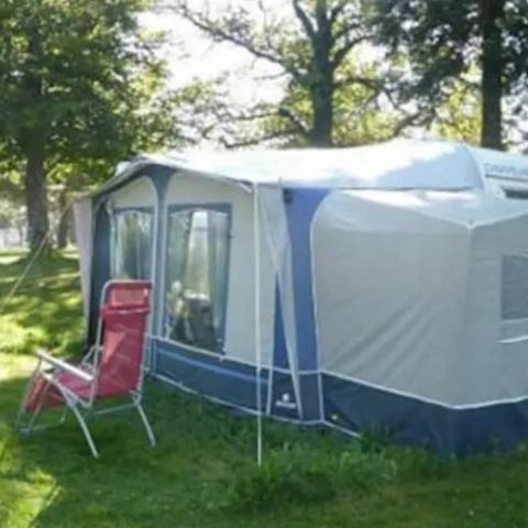 Wohnwagen 3 Personen - Wohnwagen (Betten bei Ankunft bezogen, ohne Aufpreis)