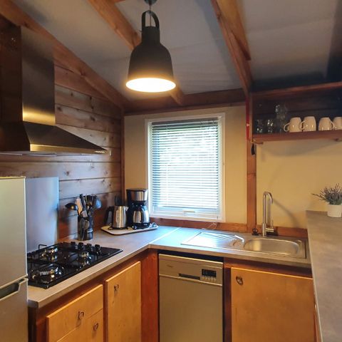 Chalet 5 Personen - VIP Eco-Lodge 35m² mit Blick auf den Spielplatz, 2 Schlafzimmer, 1 Badezimmer (Bettwäsche wird gestellt)