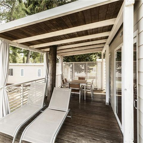 Mobilheim 7 Personen - Premium Three-Bedroom Camping Home 6+1