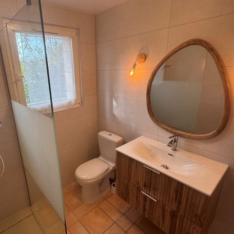 Wohnung 4 personen - 2-Zimmer-Wohnung 40m² - 1 Schlafzimmer - Dusche - TV - Jacuzzi