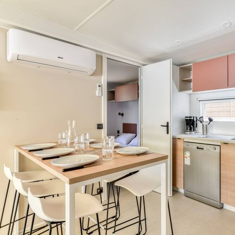 Mobilheim 6 Personen - Mobilheim | Premium | 3 Zi. | 6 Pers. | Erhöhte Terrasse | Klimaanlage | TV