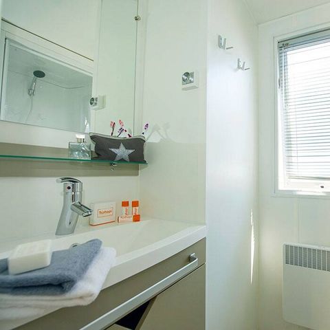 Mobilheim 8 Personen - Premium | 3 Zi. | 6/8 Pers. | Lounge Terrasse | 1 Bad | Klimaanlage