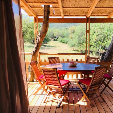 Mobilheim 6 personen - Luxuriöse Lodge mit Naturblick