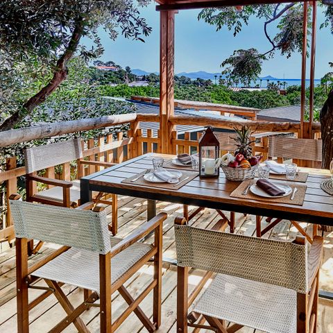 Mobilheim 4 personen - Luxuriöse Lodge mit Meerblick