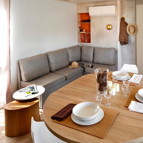 Mobilheim 4 personen - Luxuriöse Lodge mit Meerblick