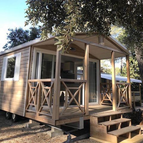 Mobilheim 4 Personen - Mobilheim Komfort 28m² - Klimaanlage + tv + überdachte Terrasse