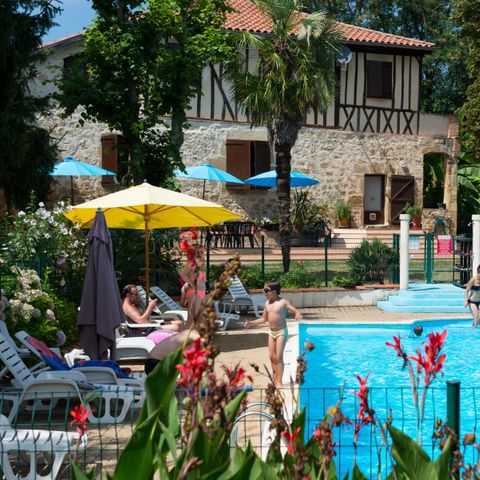 Le Domaine du Castex - Camping Gers - Image N°2
