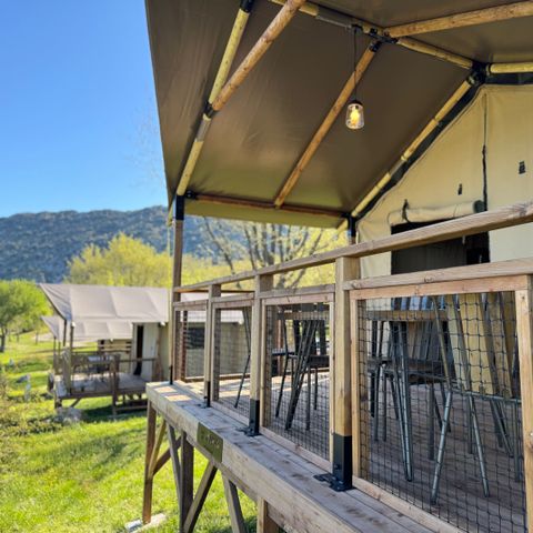 SafariZelt 4 Personen - Eco Lodge mit Seeblick - 34m² - 2 Zimmer (ohne Sanitäranlagen)