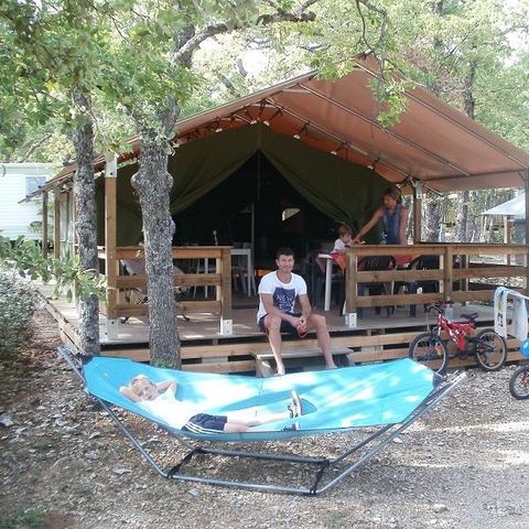 Safarizelt 5 Personen - Freeflower Standard 37m² (2 Zimmer) - inkl. Terrasse 10m²
