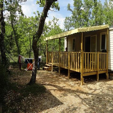 Mobilheim 4 Personen - Komfort + 28m² (2 Zimmer) + überdachte Terrasse 10m².