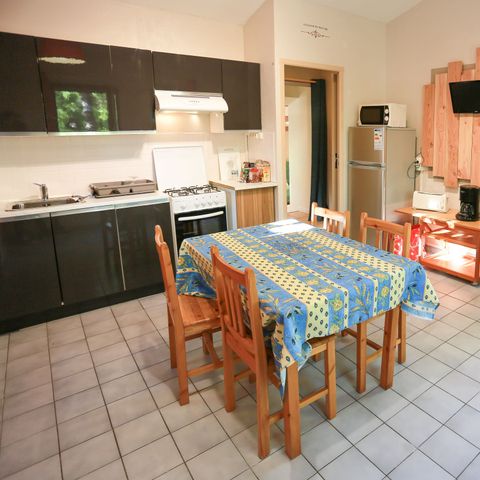 FERIENHAUS 4 Personen - Komfort-Pavillon 50m² - 2 Schlafzimmer - inkl. Terrasse