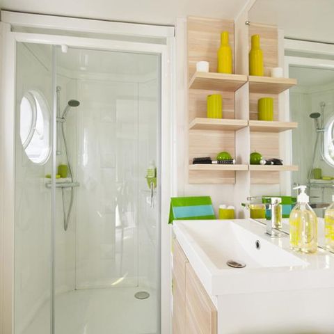 Mobilheim 5 Personen - Klassisches Mobilheim 2 Zi + Terrasse - Flussufer