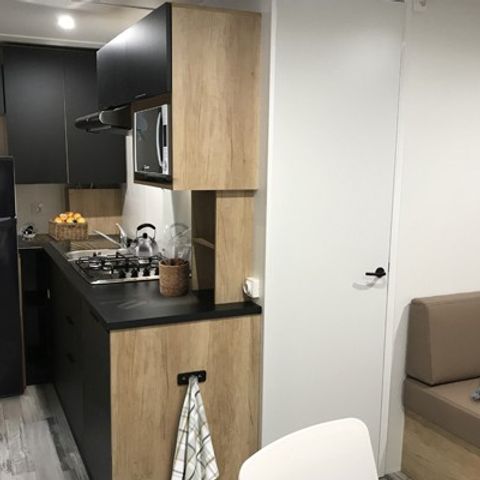 Mobilheim 6 personen - Premium | 3 Schlafz. | 6 Pers. | Erhöhte Terrasse | Klimaanlage | TV
