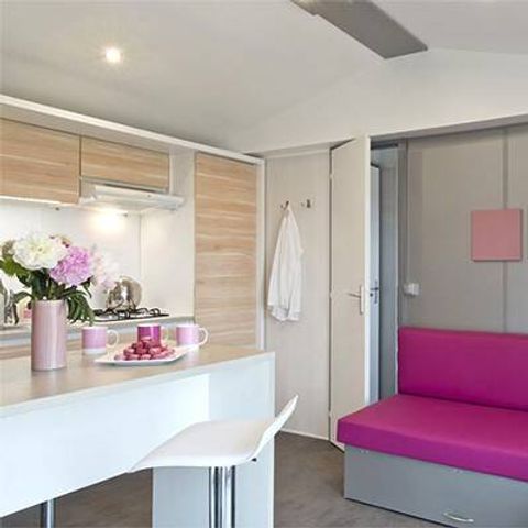 Mobilheim 4 personen - Mobilheim | Ultimate | 2 Schlafz. | 4 Pers. | Terrasse Lounge | Jacuzzi | 2 Bäder | Klimaanlage | TV