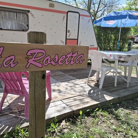 Wohnwagen 2 Personen - „Rosetta“ oder „Violetta“ – ohne Sanitäranlagen