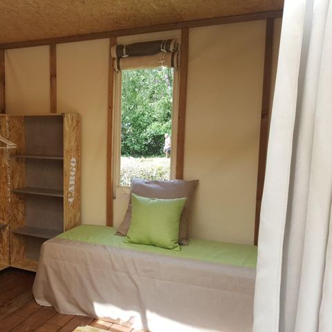 Bungalowzelt 4 Personen - Bungalow Maori Confort 17m² 2 Zimmer - (ohne Sanitäranlagen- ohne Wasser) 2/4 Pers.