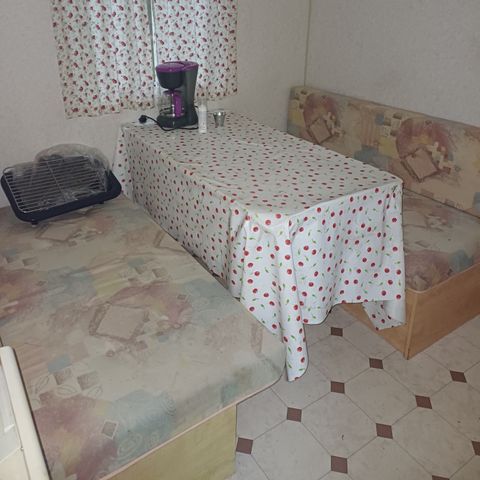 Mobilheim 4 Personen - 2 Zimmer - Ohne Sanitäranlagen oder WC
