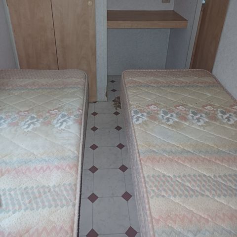 Mobilheim 4 Personen - 2 Zimmer - Ohne Sanitäranlagen oder WC