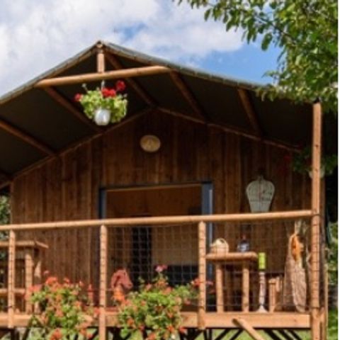 Chalet 5 Personen - Cottage premium (2022) am Flussufer, 2 Zimmer, überdachte Terrasse 5 Pers.