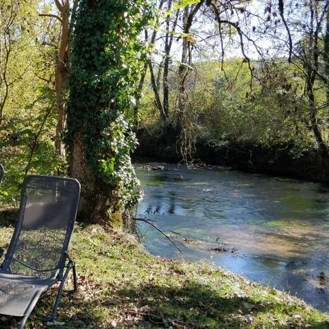 Safarizelt 4 Personen - Zelt Luxe Lodge Safari Sonntag Flussufer 40 m2