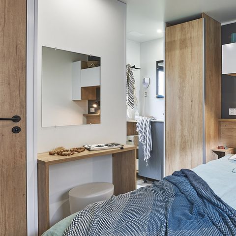 Mobilheim 4 Personen - "Olivier" (2023) Sonntag, 2 Schlafzimmer 2 Badezimmer, großes Wohnzimmer (tv), Terrasse