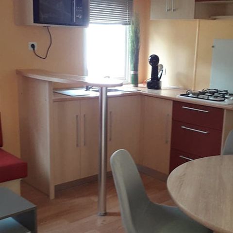 Mobilheim 6 Personen - Standard 22-28m² - 2 Schlafzimmer - überdachte Terrasse + TV*.