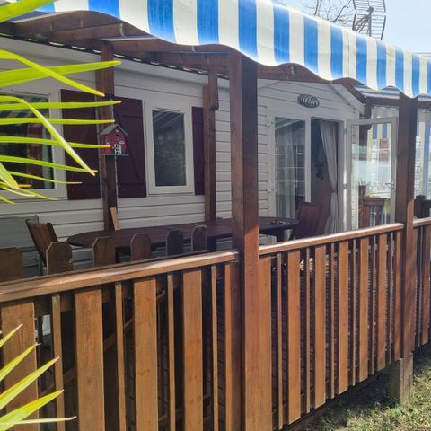 Mobilheim 8 Personen - Komfort 24-34m² - 3 Schlafzimmer - überdachte Terrasse + TV