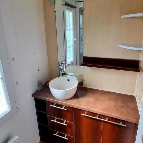 Mobilheim 6 Personen - Premium 22-28m² - 2 Schlafzimmer + TV + Überdachte Terrasse & Einwegbettwäsche vorhanden