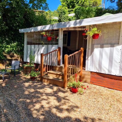 Mobilheim 6 Personen - Premium 22-28m² - 2 Schlafzimmer + TV + Überdachte Terrasse & Einwegbettwäsche vorhanden