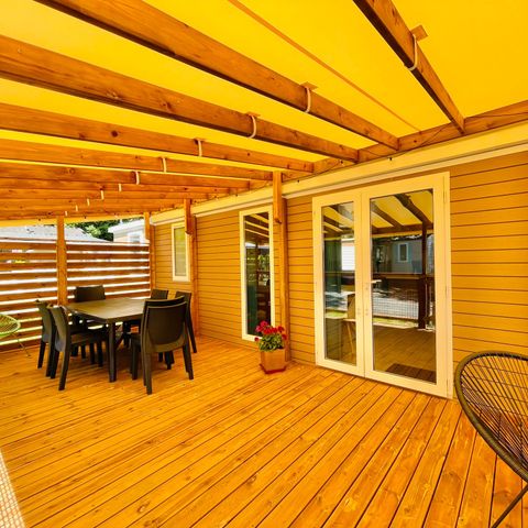 Mobilheim 8 Personen - Premium 30-40m² - 3 Schlafzimmer + TV + Überdachte Terrasse & Einwegbettwäsche vorhanden*.