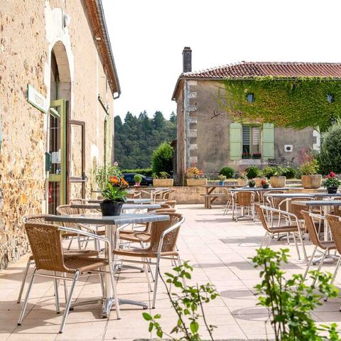 Camping Les Gorges Du Chambon - Ciela Village - Camping Charente - Image N°5