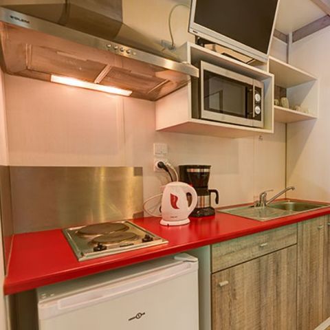 Chalet 2 Personen - CONFORT 24 m² (1 Zimmer) davon überdachte Terrasse 8m²