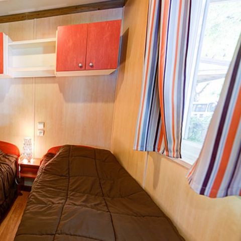 Chalet 5 Personen - CONFORT 36 m² (2 Zimmer), davon überdachte Terrasse 12m².