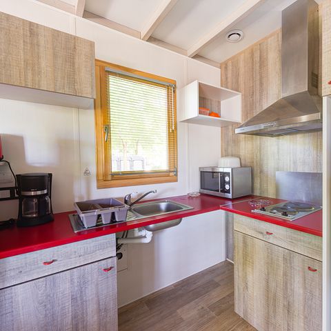 Chalet 4 Personen - CONFORT 50m² PMR (2 Zimmer) darunter überdachte Terrasse + TV
