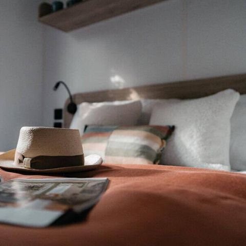 Mobilheim 4 Personen - Mobilheim | Comfort | 2 Zi. | 4 Pers. | Erhöhte Terrasse