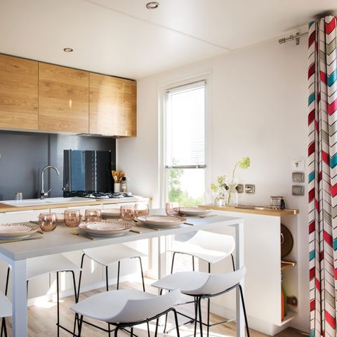 Mobilheim 8 Personen - Mobilheim 32m² (3 Zimmer) + große halbüberdachte Terrasse von 18m².
