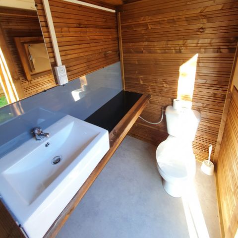 Safarizelt 4 Personen - Ecolodge-Zelt Standard 20m² - 2 Zimmer - überdachte Terrasse