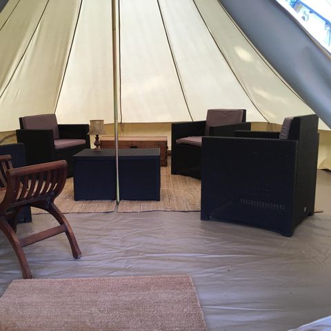 AUßERGEWÖHNLICHE UNTERKUNFT 4 Personen - GLAMPING BARREL ohne Sanitäranlagen