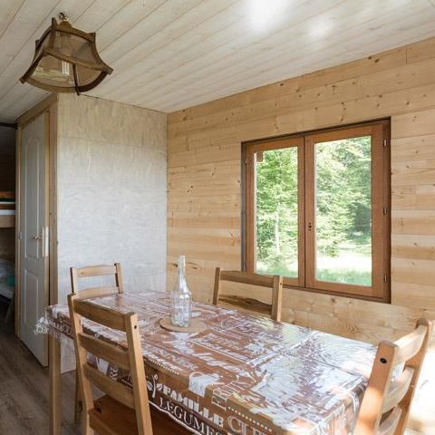 AUßERGEWÖHNLICHE UNTERKUNFT 4 Personen - Hängende Hütte Robin Hood 4 Pers.