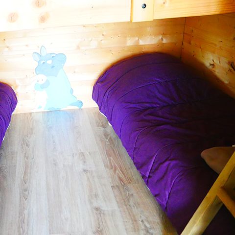 AUßERGEWÖHNLICHE UNTERKUNFT 4 Personen - Hängende Hütte Robin Hood 4 Pers.