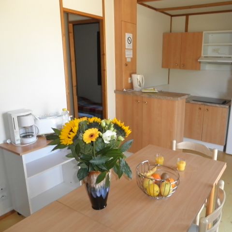 Chalet 4 Personen - Standard 35m² - 2 Schlafzimmer + nicht überdachte Terrasse