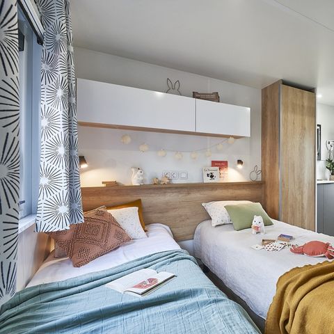 Mobilheim 4 Personen - Mobil Home Premium 32m² - (2 Zimmer 2 Badezimmer) + überdachte Terrasse