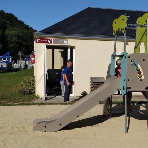 Camping Mirabel Les 4 Vaulx - Camping Côtes-d'Armor - Image N°4