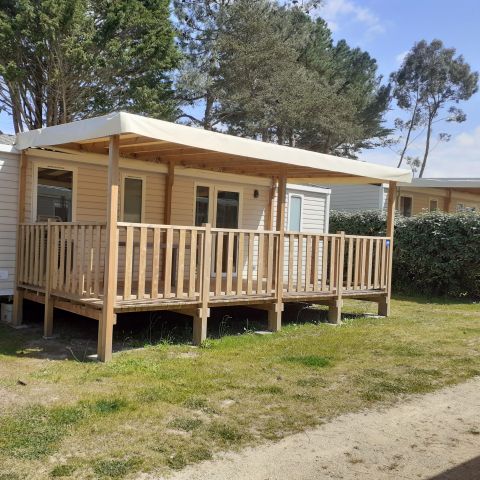 Mobilheim 6 Personen - New Premium 32m²(3Sch.-6Pers.) + Terrasse + TV + Klimaanlage