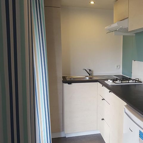 Mobilheim 2 Personen - CAHITA 17m² - 1 Schlafzimmer + überdachte Terrasse