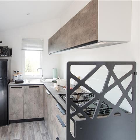 Mobilheim 4 Personen - "BAHIA Confort +" 27m² - 2 Schlafzimmer - Überdachte Terrasse - Geschirrspülmaschine