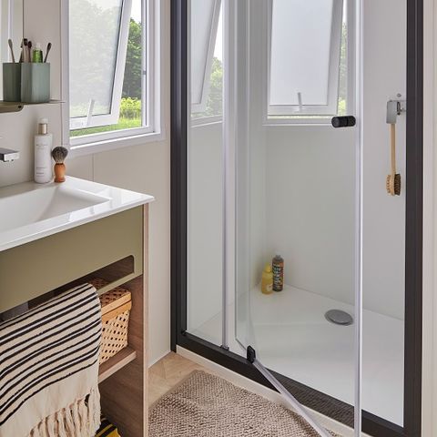 Mobilheim 6 personen - "BAHIA MODULO Confort +" - 27m² - 4/6 Personen - 2 Schlafzimmer - Überdachte Terrasse