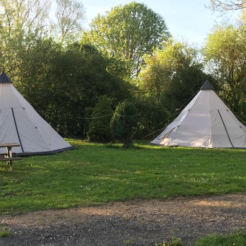 Zelt 2 Personen - 01-Tipi Davy Crockett 18m2 (1Sch - 1/8Pers.) + Kit bereit zum Campen - Preis für 2 Personen