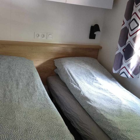 Safarizelt 2 Personen - 21-Luxus-Lodge + Outdoor-Jacuzzi+ gemachte Betten + Handtücher + Heißgetränke-Set - Preis für 2 Personen