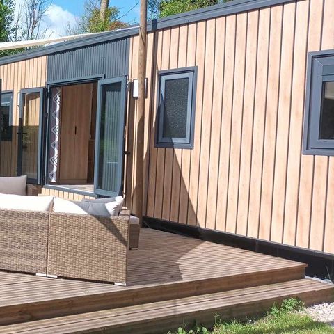Safarizelt 2 Personen - 21-Luxus-Lodge + Outdoor-Jacuzzi+ gemachte Betten + Handtücher + Heißgetränke-Set - Preis für 2 Personen